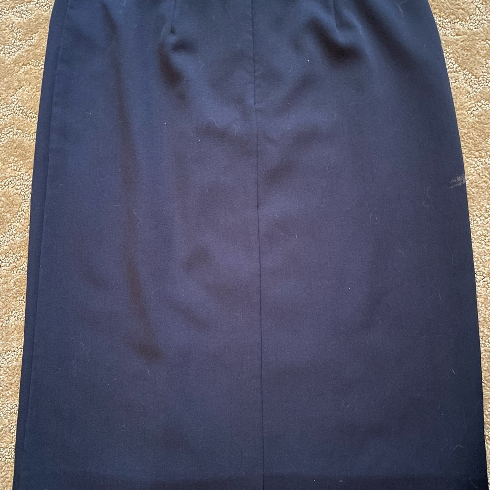NAVY BLUE LINED PENCIL SKIRT - Picture 4 of 10